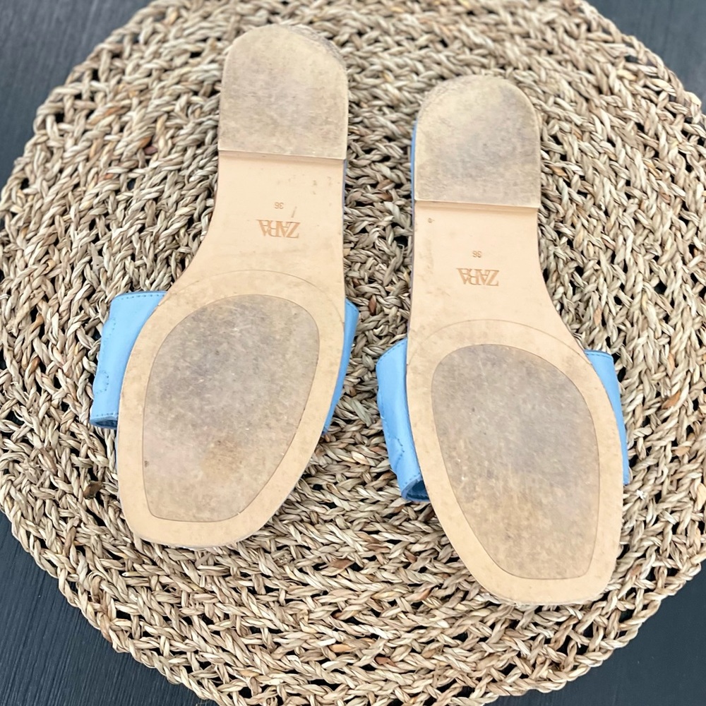 Zara slippers - Picture 2 of 2
